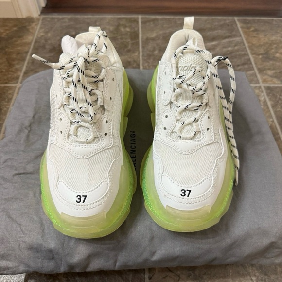 NIB Balenciaga White Triple S Clear Sole Sneakers Size US 7 EU 37 Women - Picture 3 of 11